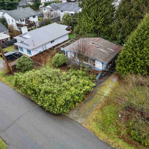 Photo 3 at 22421 Streng Avenue, East Central, Maple Ridge Photo 3 at 22421 Streng Avenue, East Central, Maple Ridge
