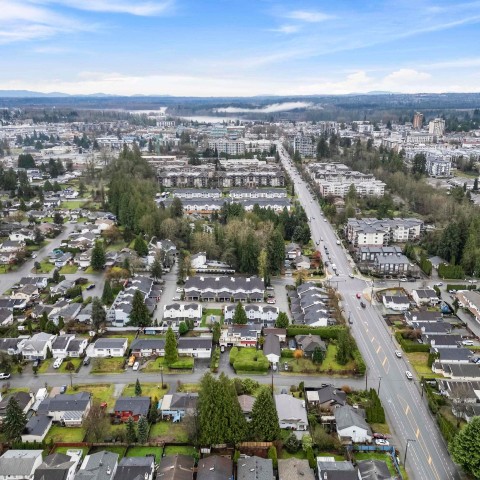 Photo 11 at 22421 Streng Avenue, East Central, Maple Ridge Photo 11 at 22421 Streng Avenue, East Central, Maple Ridge