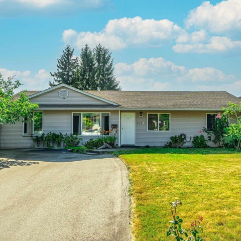 Photo 1 at 11861 Gee Street, East Central, Maple Ridge Photo 1 at 11861 Gee Street, East Central, Maple Ridge