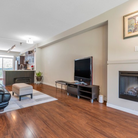 Photo 6 at 117 - 1125 Kensal Place, New Horizons, Coquitlam Photo 6 at 117 - 1125 Kensal Place, New Horizons, Coquitlam