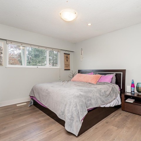 Photo 12 at 11278 206 Street, Southwest Maple Ridge, Maple Ridge Photo 12 at 11278 206 Street, Southwest Maple Ridge, Maple Ridge