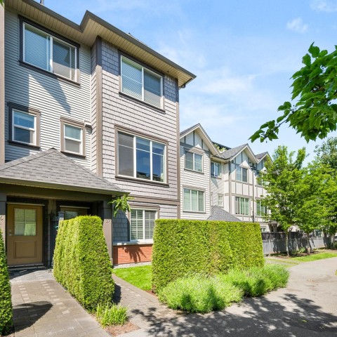 Photo 2 at 37 - 8217 204b Street, Willoughby Heights, Langley Photo 2 at 37 - 8217 204b Street, Willoughby Heights, Langley