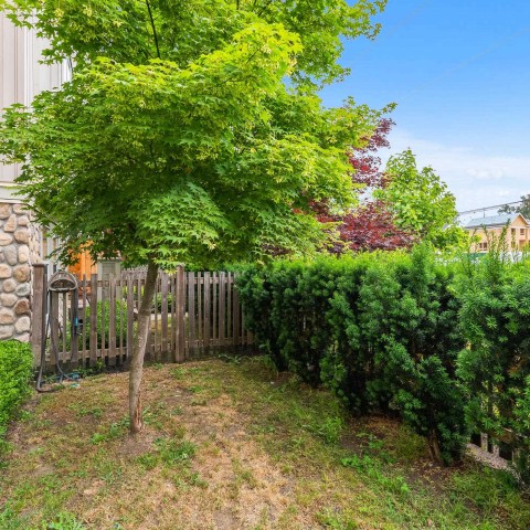 Photo 4 at 4 - 20498 82 Avenue, Willoughby Heights, Langley Photo 4 at 4 - 20498 82 Avenue, Willoughby Heights, Langley