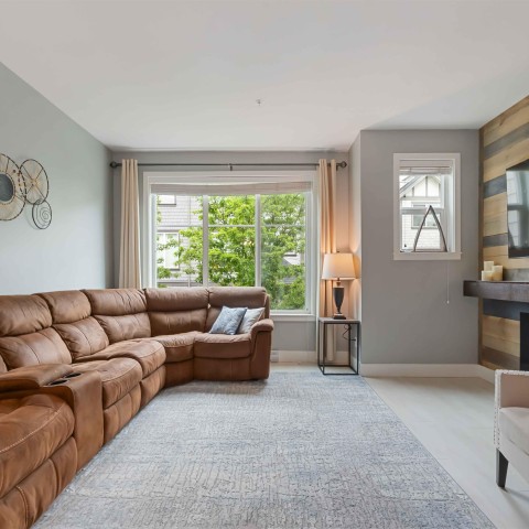 Photo 5 at 31 - 8217 204b Street, Willoughby Heights, Langley Photo 5 at 31 - 8217 204b Street, Willoughby Heights, Langley