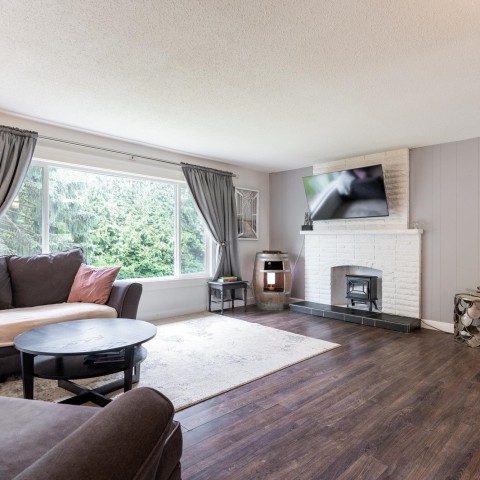 Photo 9 at 24991 100 Avenue, Thornhill MR, Maple Ridge Photo 9 at 24991 100 Avenue, Thornhill MR, Maple Ridge