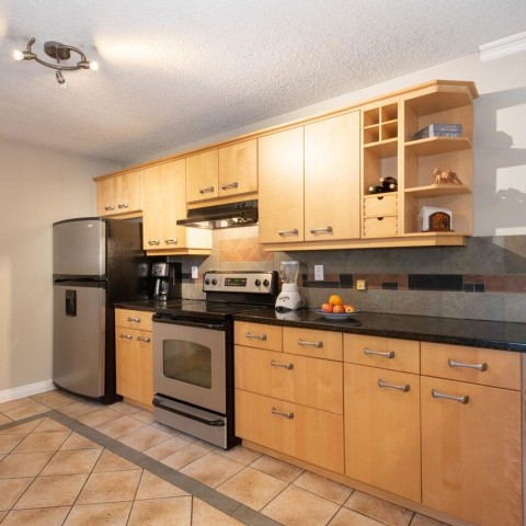 Photo 5 at 20899 Camwood Avenue, Southwest Maple Ridge, Maple Ridge Photo 5 at 20899 Camwood Avenue, Southwest Maple Ridge, Maple Ridge