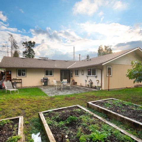 Photo 15 at 20899 Camwood Avenue, Southwest Maple Ridge, Maple Ridge Photo 15 at 20899 Camwood Avenue, Southwest Maple Ridge, Maple Ridge