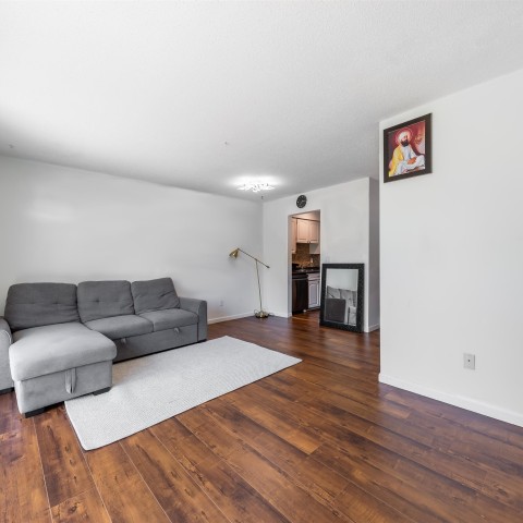 Photo 2 at 5123 203 Street, Langley City, Langley Photo 2 at 5123 203 Street, Langley City, Langley