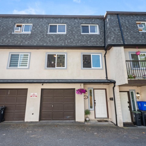 Photo 1 at 38 - 27125 31a Avenue, Aldergrove Langley, Langley Photo 1 at 38 - 27125 31a Avenue, Aldergrove Langley, Langley