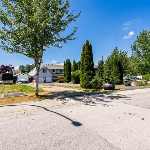 Photo 7 at 10583 245b Street, Albion, Maple Ridge Photo 7 at 10583 245b Street, Albion, Maple Ridge