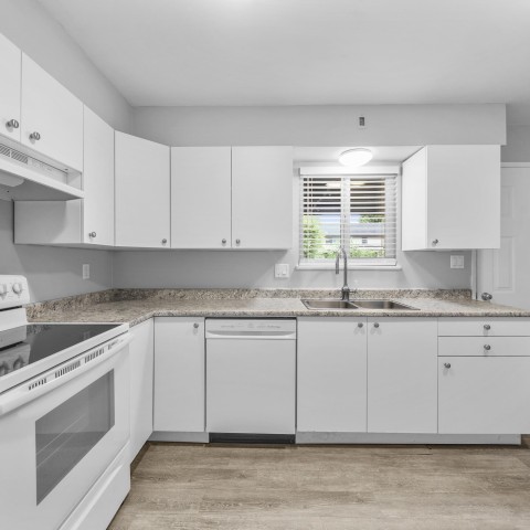 Photo 8 at 21528 Mayo Place, West Central, Maple Ridge Photo 8 at 21528 Mayo Place, West Central, Maple Ridge