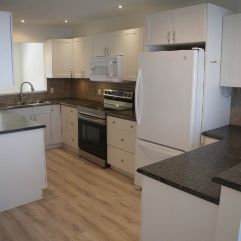 Photo 5 at 4 - 19952 56 Avenue, Langley City, Langley Photo 5 at 4 - 19952 56 Avenue, Langley City, Langley