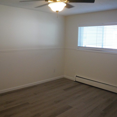 Photo 11 at 4 - 19952 56 Avenue, Langley City, Langley Photo 11 at 4 - 19952 56 Avenue, Langley City, Langley