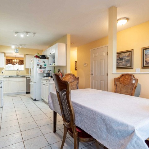 Photo 9 at 123 - 22950 116 Avenue, East Central, Maple Ridge Photo 9 at 123 - 22950 116 Avenue, East Central, Maple Ridge