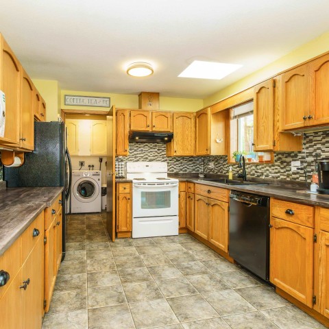 Photo 9 at 23765 119b Avenue, Cottonwood MR, Maple Ridge Photo 9 at 23765 119b Avenue, Cottonwood MR, Maple Ridge