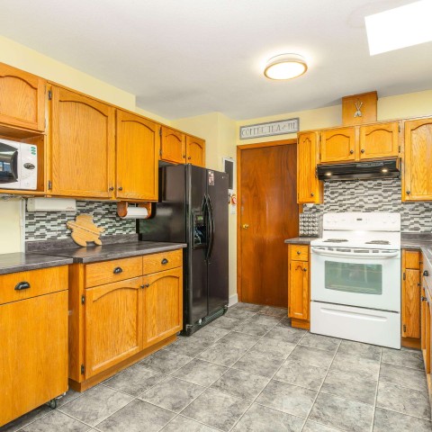 Photo 10 at 23765 119b Avenue, Cottonwood MR, Maple Ridge Photo 10 at 23765 119b Avenue, Cottonwood MR, Maple Ridge