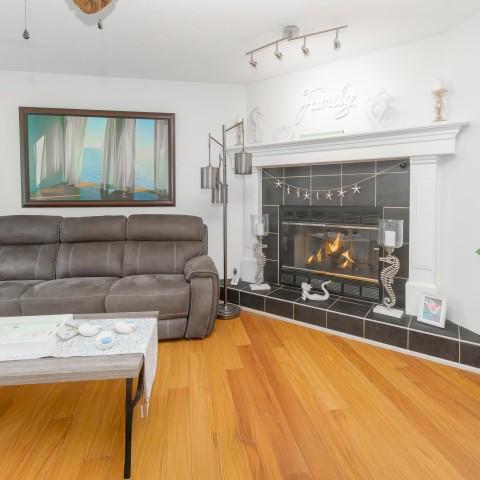 Photo 8 at 23765 119b Avenue, Cottonwood MR, Maple Ridge Photo 8 at 23765 119b Avenue, Cottonwood MR, Maple Ridge