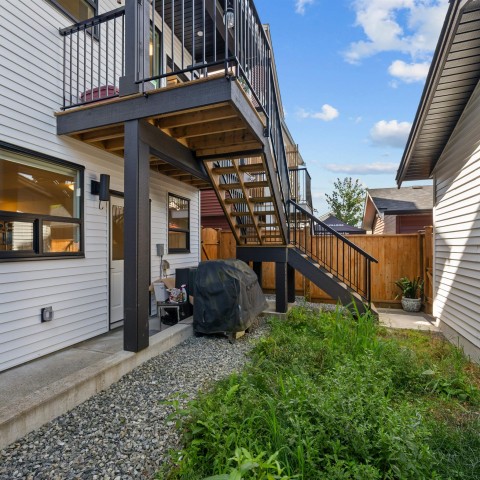 Photo 5 at 25065 112th Avenue, Thornhill MR, Maple Ridge Photo 5 at 25065 112th Avenue, Thornhill MR, Maple Ridge