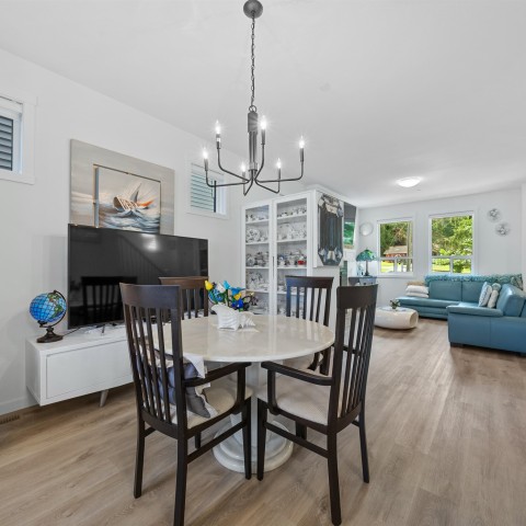 Photo 9 at 25065 112th Avenue, Thornhill MR, Maple Ridge Photo 9 at 25065 112th Avenue, Thornhill MR, Maple Ridge