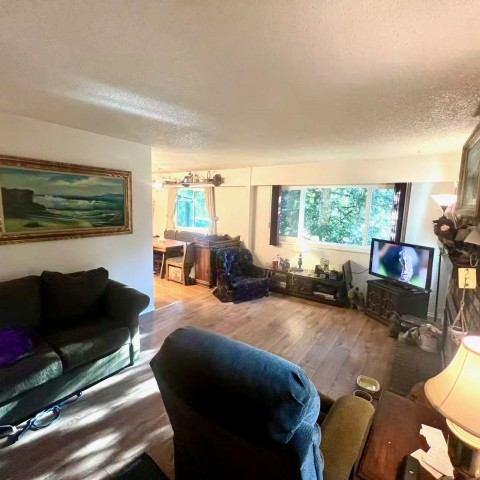 Photo 3 at 11750 Fraserview Street, Southwest Maple Ridge, Maple Ridge Photo 3 at 11750 Fraserview Street, Southwest Maple Ridge, Maple Ridge