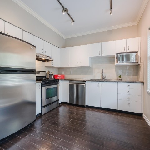 Photo 10 at 30 - 21535 88 Avenue, Walnut Grove, Langley Photo 10 at 30 - 21535 88 Avenue, Walnut Grove, Langley