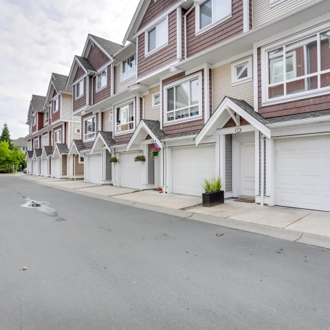 Photo 2 at 17 - 7298 199a Street, Willoughby Heights, Langley Photo 2 at 17 - 7298 199a Street, Willoughby Heights, Langley