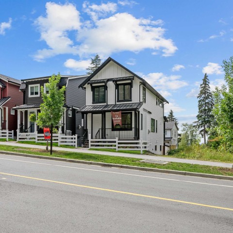 Photo 2 at 11253 252 Street, Thornhill MR, Maple Ridge Photo 2 at 11253 252 Street, Thornhill MR, Maple Ridge