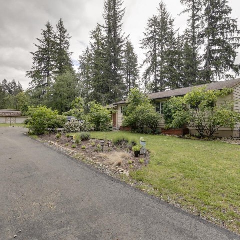 Photo 11 at 26521 Lougheed Highway, Thornhill MR, Maple Ridge Photo 11 at 26521 Lougheed Highway, Thornhill MR, Maple Ridge