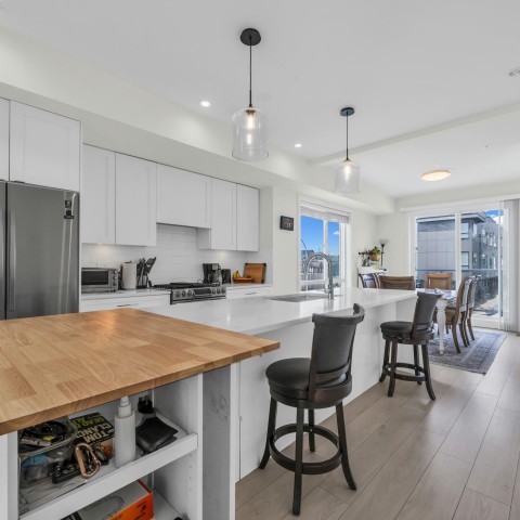 Photo 10 at 1 - 19628 55a Avenue, Langley City, Langley Photo 10 at 1 - 19628 55a Avenue, Langley City, Langley