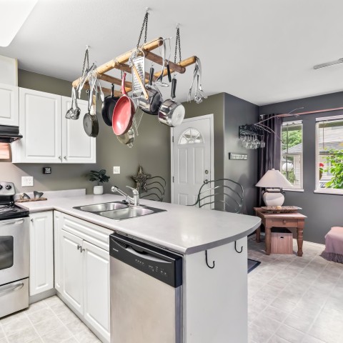 Photo 4 at 7 - 21015 118 Avenue, Southwest Maple Ridge, Maple Ridge Photo 4 at 7 - 21015 118 Avenue, Southwest Maple Ridge, Maple Ridge
