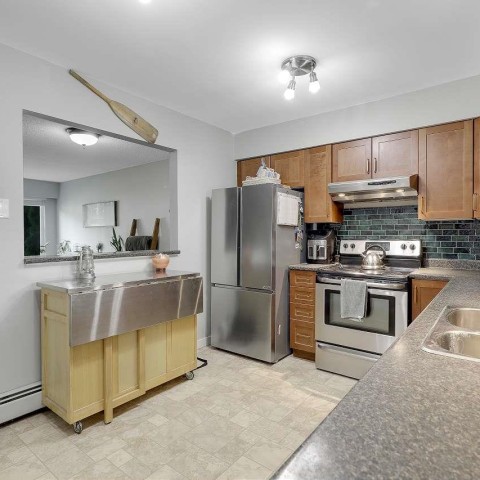 Photo 11 at 21536 Mayo Place, West Central, Maple Ridge Photo 11 at 21536 Mayo Place, West Central, Maple Ridge