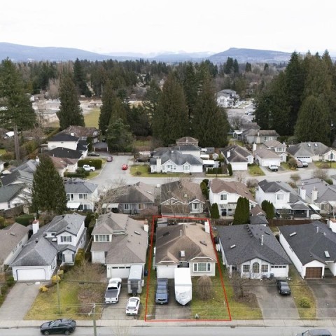 Photo 16 at 11484 207 Street, Southwest Maple Ridge, Maple Ridge Photo 16 at 11484 207 Street, Southwest Maple Ridge, Maple Ridge