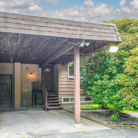 Photo 2 at 11759 Darby Street, West Central, Maple Ridge Photo 2 at 11759 Darby Street, West Central, Maple Ridge