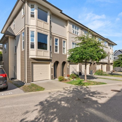 Photo 3 at 114 - 7938 209 Street, Willoughby Heights, Langley Photo 3 at 114 - 7938 209 Street, Willoughby Heights, Langley