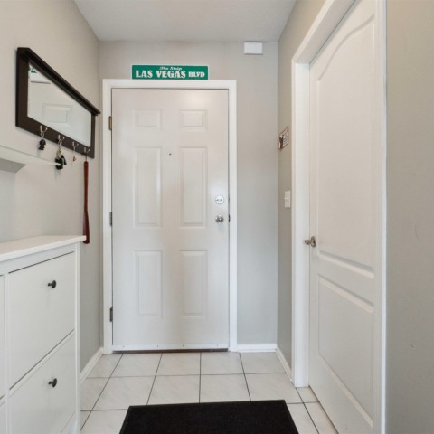 Photo 3 at 402 - 12025 207a Street, Northwest Maple Ridge, Maple Ridge Photo 3 at 402 - 12025 207a Street, Northwest Maple Ridge, Maple Ridge