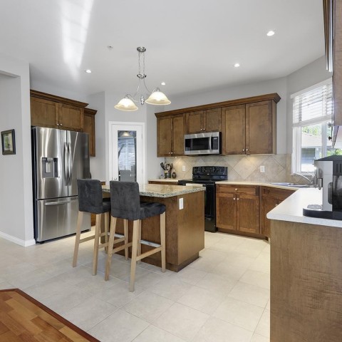 Photo 11 at 13895 Docksteader Loop, Silver Valley, Maple Ridge Photo 11 at 13895 Docksteader Loop, Silver Valley, Maple Ridge