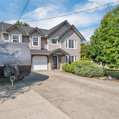 Photo 2 at 20245 Ditton Street, Southwest Maple Ridge, Maple Ridge Photo 2 at 20245 Ditton Street, Southwest Maple Ridge, Maple Ridge
