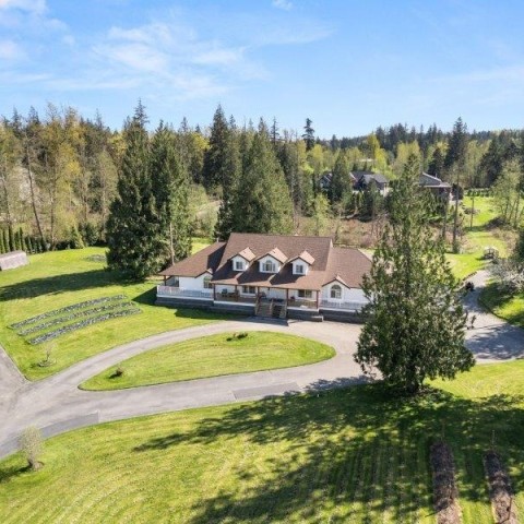 Photo 3 at 21980 100 Avenue, Fort Langley, Langley Photo 3 at 21980 100 Avenue, Fort Langley, Langley