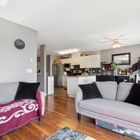 Photo 4 at 405 - 22230 North Avenue, West Central, Maple Ridge Photo 4 at 405 - 22230 North Avenue, West Central, Maple Ridge