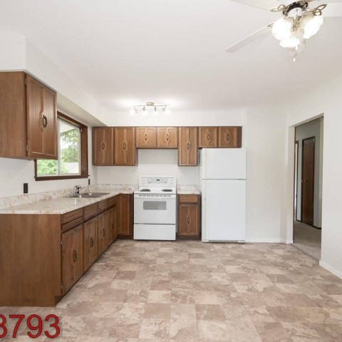 Photo 10 at 12760 232 Street, East Central, Maple Ridge Photo 10 at 12760 232 Street, East Central, Maple Ridge