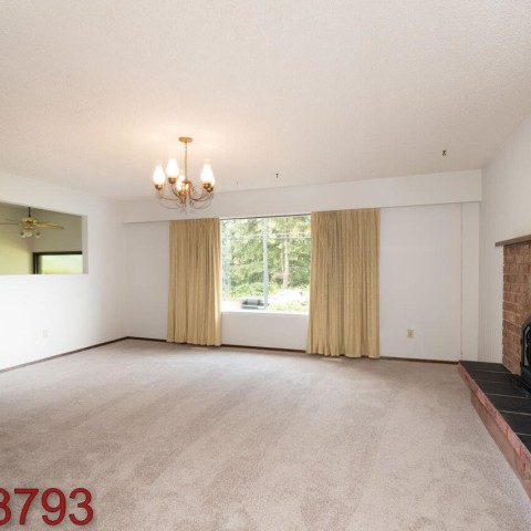 Photo 4 at 12760 232 Street, East Central, Maple Ridge Photo 4 at 12760 232 Street, East Central, Maple Ridge