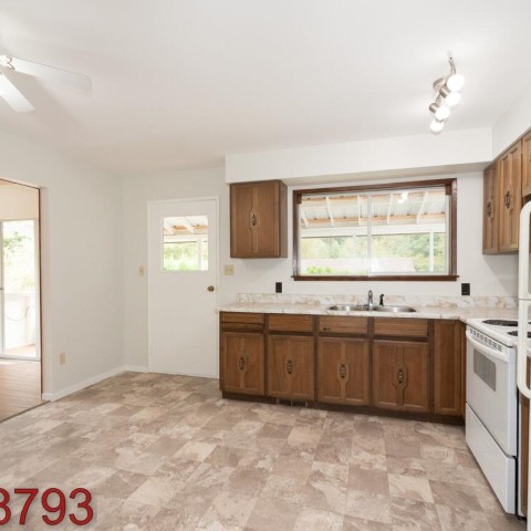 Photo 8 at 12760 232 Street, East Central, Maple Ridge Photo 8 at 12760 232 Street, East Central, Maple Ridge