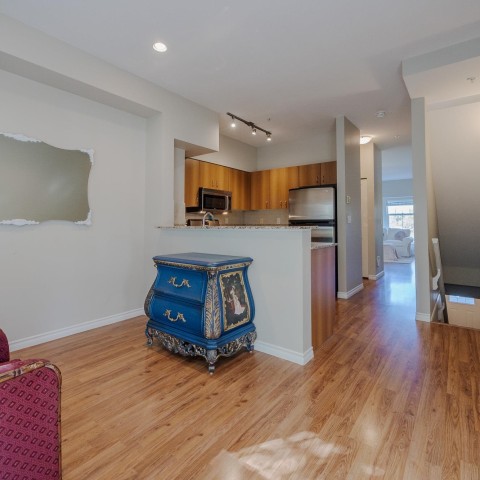 Photo 12 at 27 - 21535 88 Avenue, Walnut Grove, Langley Photo 12 at 27 - 21535 88 Avenue, Walnut Grove, Langley