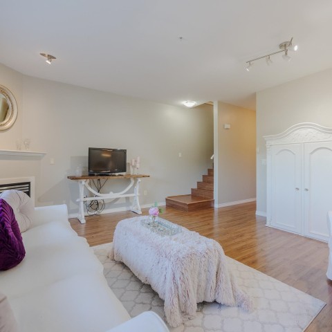 Photo 15 at 27 - 21535 88 Avenue, Walnut Grove, Langley Photo 15 at 27 - 21535 88 Avenue, Walnut Grove, Langley