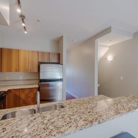 Photo 8 at 27 - 21535 88 Avenue, Walnut Grove, Langley Photo 8 at 27 - 21535 88 Avenue, Walnut Grove, Langley