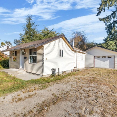 Photo 3 at 20258 Ospring Street, Southwest Maple Ridge, Maple Ridge Photo 3 at 20258 Ospring Street, Southwest Maple Ridge, Maple Ridge