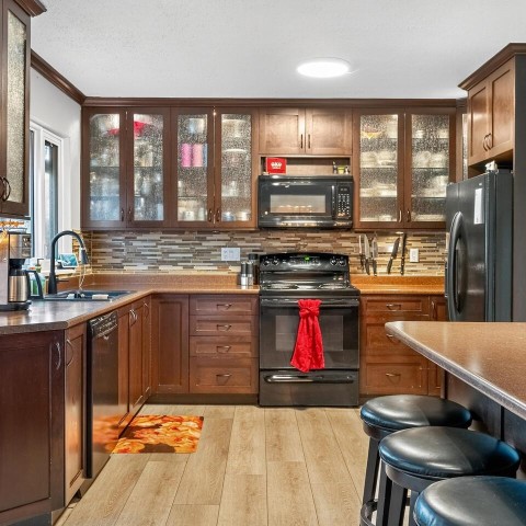 Photo 6 at 11790 212 Street, Southwest Maple Ridge, Maple Ridge Photo 6 at 11790 212 Street, Southwest Maple Ridge, Maple Ridge