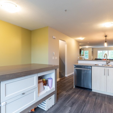 Photo 6 at 154 - 20875 80 Avenue, Willoughby Heights, Langley Photo 6 at 154 - 20875 80 Avenue, Willoughby Heights, Langley