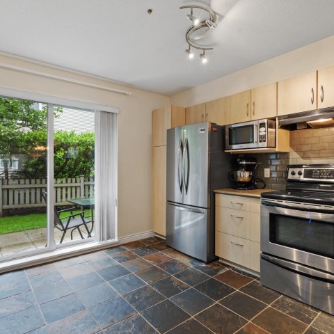 Photo 6 at 86 - 6747 203 Street, Willoughby Heights, Langley Photo 6 at 86 - 6747 203 Street, Willoughby Heights, Langley