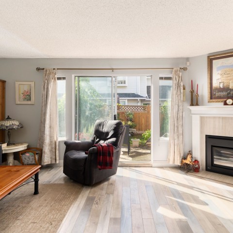 Photo 12 at 205 - 20675 118 Avenue, Southwest Maple Ridge, Maple Ridge Photo 12 at 205 - 20675 118 Avenue, Southwest Maple Ridge, Maple Ridge
